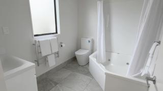 BK's Pohutukawa Lodge - 6
