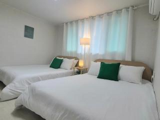 Stay in Seoul - 0