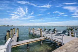 Waterfront Condo with Boat & Fishing Dock - 5