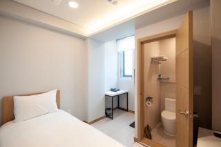 K-Grand Hostel Sinchon - 1