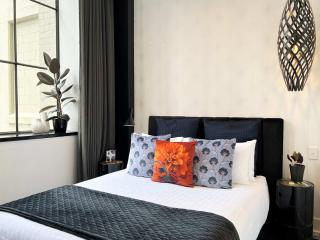 Stylish studio apartment in the Heritage building - 8