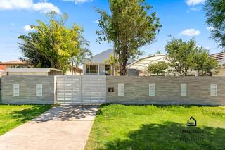 Mona's Lakefront Bliss - Pool, Sauna, Views - 6