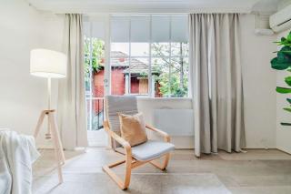 The Rockley Sunlit Urban Apartment - 3