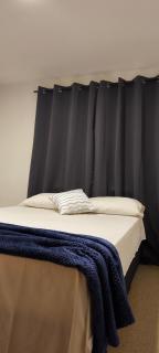 Habitación con baño privado y cama nueva doble en parque principal - 8