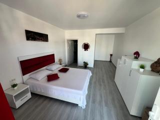 R&A Residence - 4