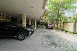 Kemang Place near Lippo Mall Kemang Mitra RedDoorz - Yakarta - 9