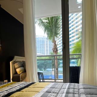 The City Escapade Staycation - 1