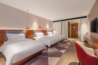 Borrman Hotel Guilin North Railway Station Zhonghao International - 5