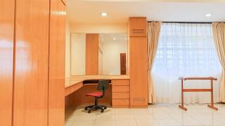 Classic 4-Bedroom Landed House near Ipoh Town with Free Netflix & WiFi - 3