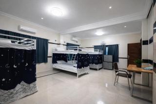 W H Nest Hostel - 9