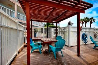 The Sandbar Stay - North Beach Waterfront Condo - 1