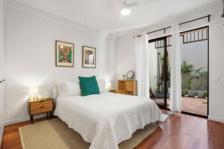 Peaceful 1-Bed Apartment Near Brisbane's Heart - 7