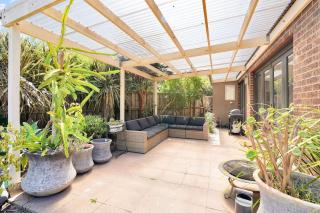 Brock Manor - Burwood City Hideaway - 0