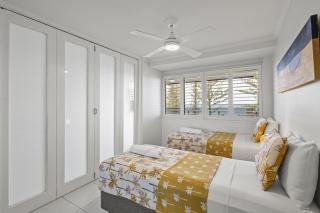 Malibu Apartments - 9