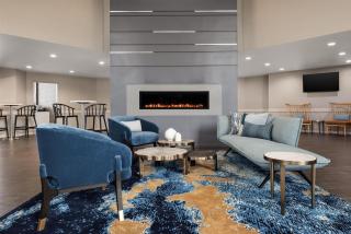 DoubleTree by Hilton Racine Harbourwalk - 9