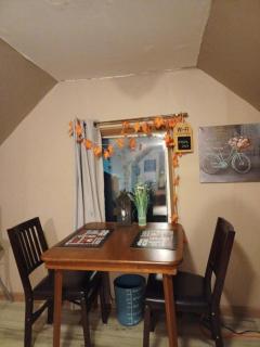 Niagara falls cottage unit with loft - 8