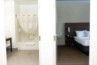 Country Inn & Suites by Radisson, Prairie du Chien - 5