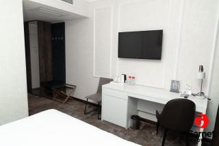 Garnet Mir Airport Hotel - 9