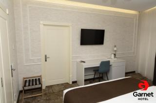 Garnet Mir Airport Hotel - 8