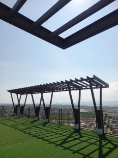 Cozy Condo with Pool and Balcony Near Cebu Airport - 3