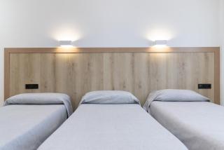 Hostal 82 - 1