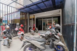 RedDoorz near Alun Alun Kota Serang - 9