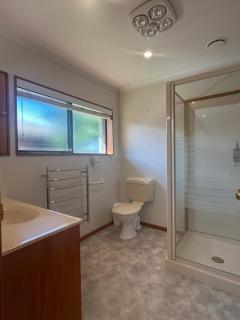 Cosy & Central 3 Bedroom Home - 7