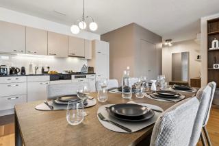 Stylish All-Inclusive Apartment with Balcony - 3