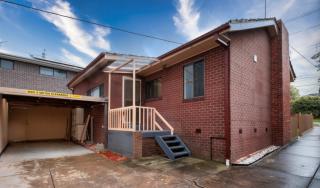 3BR2BA house in Glen Waverley Parking WIFI - 3