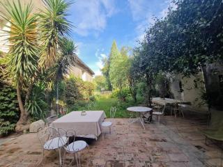 Maison vigneronne avec jardin et piscine - 8