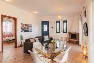 Deep Blue Villa - 1