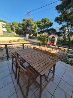 Dimitris Airport n Sea Retreat - 2