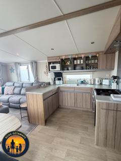 Gwent 20 - Quay West Holiday Park, New Quay - 6