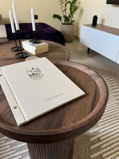 TheraLiving - Boutique Apartment with Balcony - 8