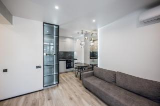 5-123 Fayna Town, Salyutna 2, Kyiv, Nyvky metro nearby, fantastic city view, 15 kW backup power, Petrovdom Apartment - 4