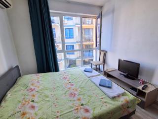 Студио C19 в к-с Blue Bay Palace - 5