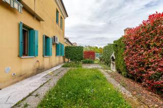 Relaxing Garden View Apartment near Prosecco Hills - 6