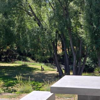 Riverside Retreat - 6