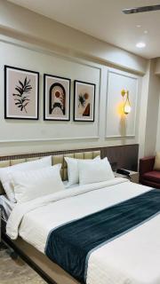 Hotel Hindway Sky - 8