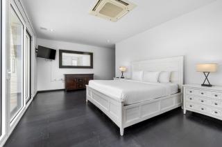 LUX 2BR Pool 5mins Beach Villa Ocean by Bocobay - 4