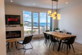 210 - Chic Escape - View & Comfort with Pool - 2