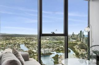 2BR Resort Style Apartment with Panoramic Views - 2