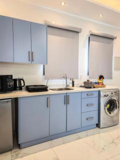 Modern Studio in Sheikh Zayed - 2