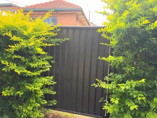 Rare Find! Private Granny Flat in Prime Area - 1