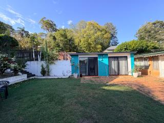 Rare Find! Private Granny Flat in Prime Area - 0