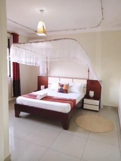 The Abode Apartments Lake view & Breakfast Suite Near Beach - 5