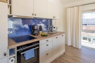 SEASIDE APARTMENTS - BEACHHOUSE SKY - 3