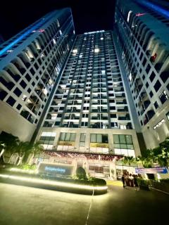 An Nhiên Homestay - Ocean View Safia S2 Halong - 1