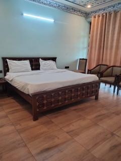 Hotel Rajshris Palace - 1