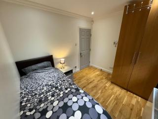 50A Green Lane - 7